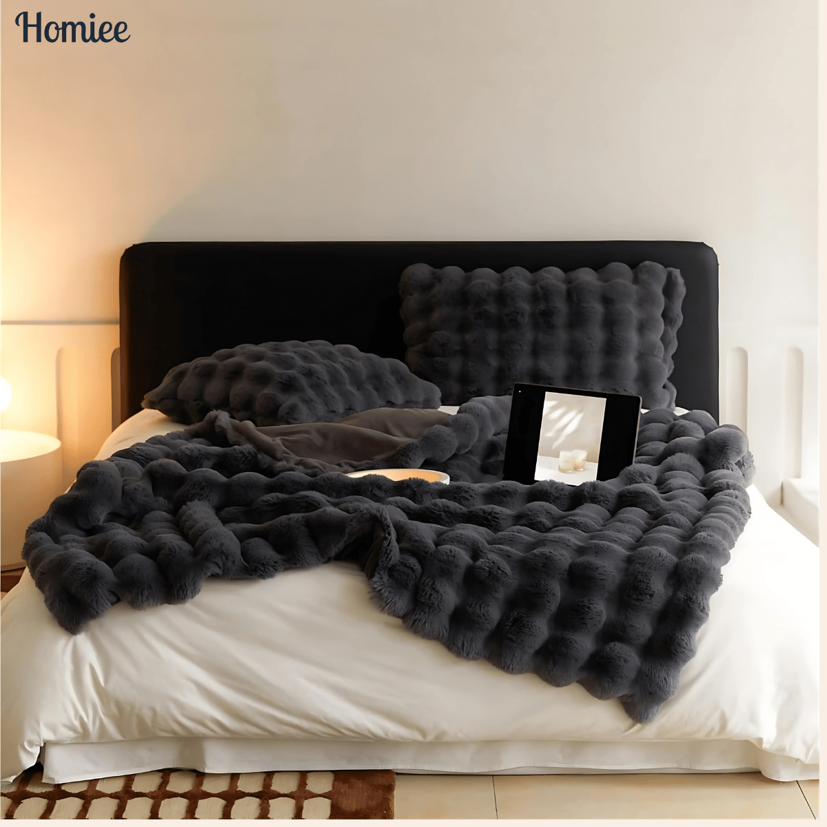 Blankiee – Ultra Soft Faux Fur Weighted Blanket - Homiee